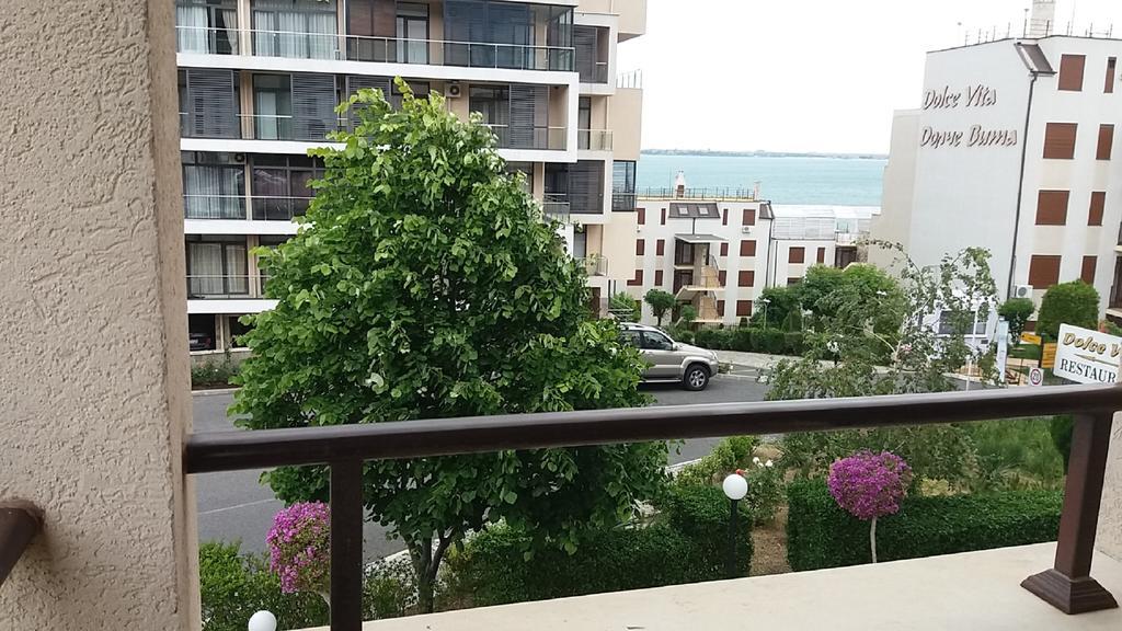 Hotel Sea Vista Sveti Vlas Exterior photo